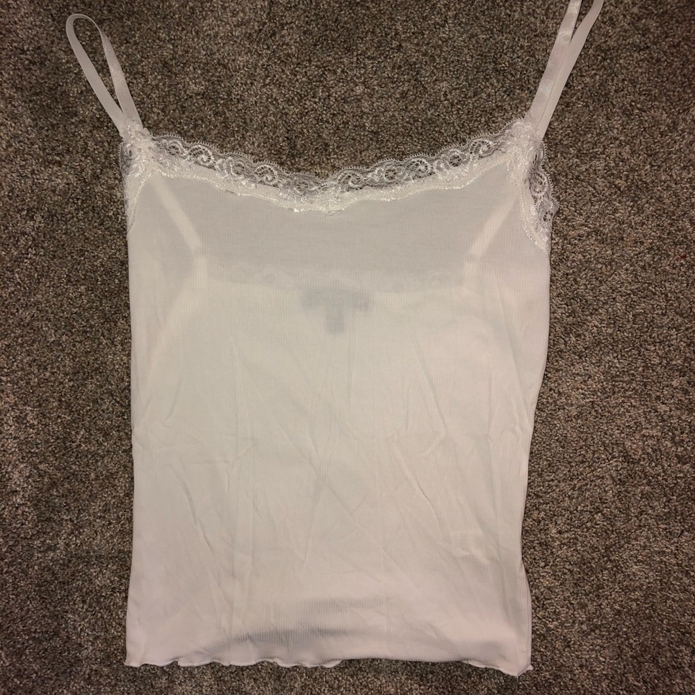 white lace tank☠️